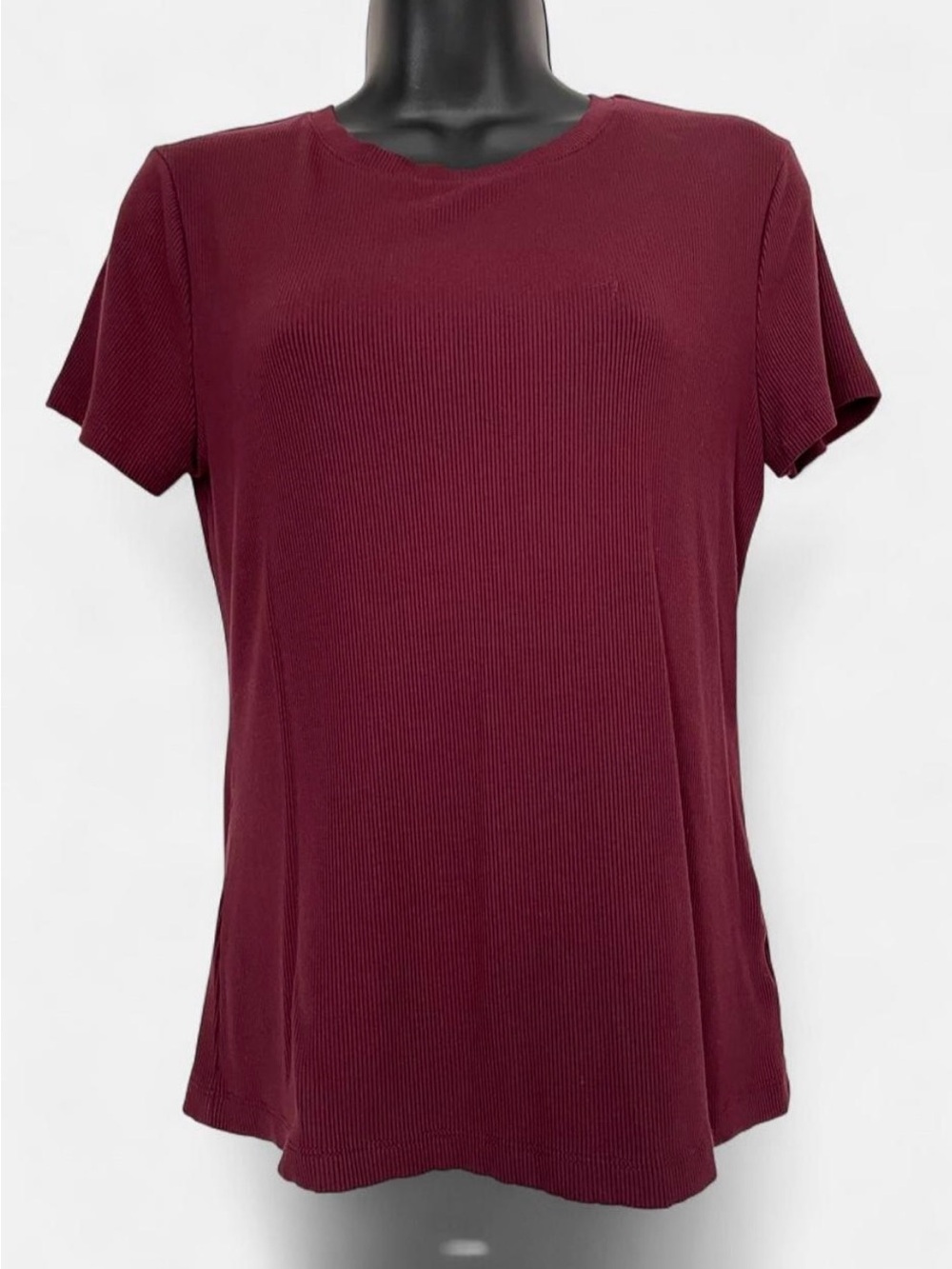 Nine West Ribbed Short Sleeve Tee in Wine
